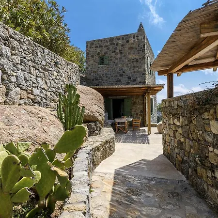Aquadise Seaview Pool - Three Bedrooms Вилла