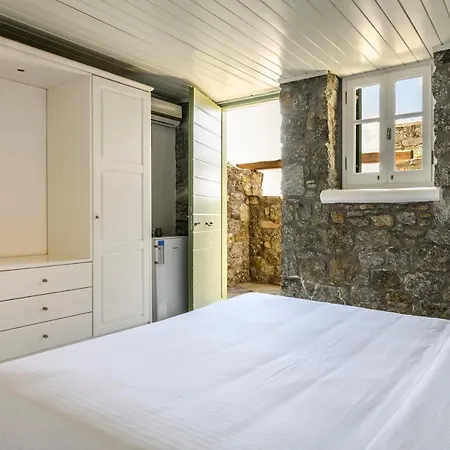 Aquadise Seaview Pool - Three Bedrooms 卡拉法蒂斯