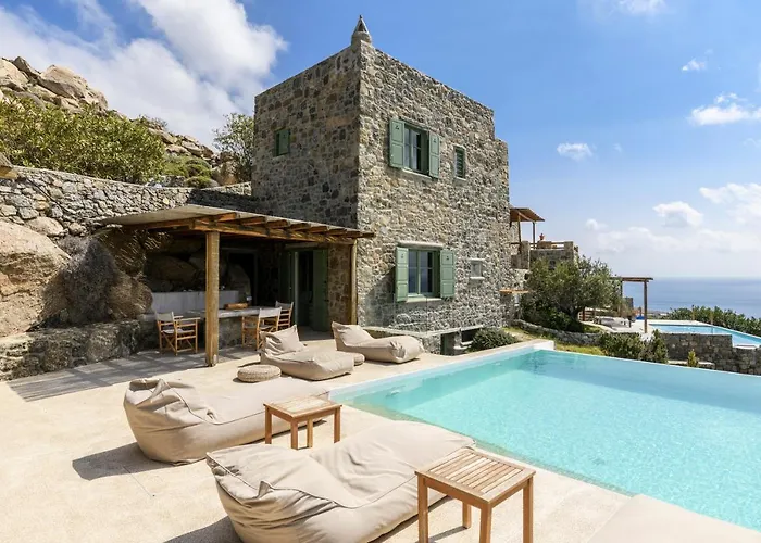 Villa Aquadise Seaview Pool - Three Bedrooms *