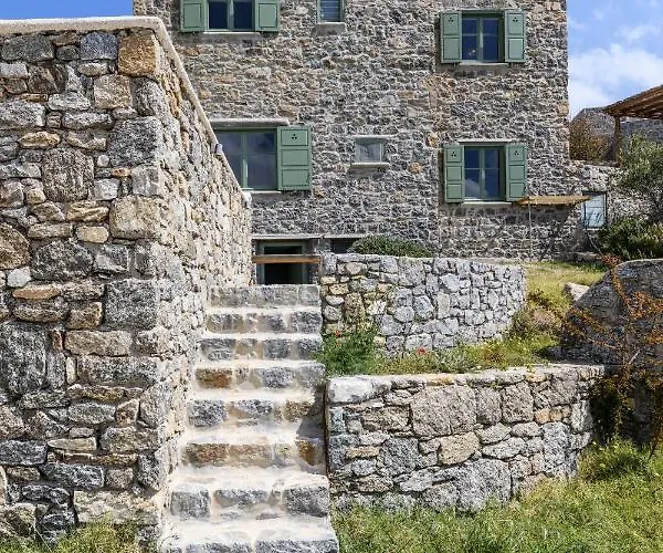 Aquadise Seaview Pool - Three Bedrooms