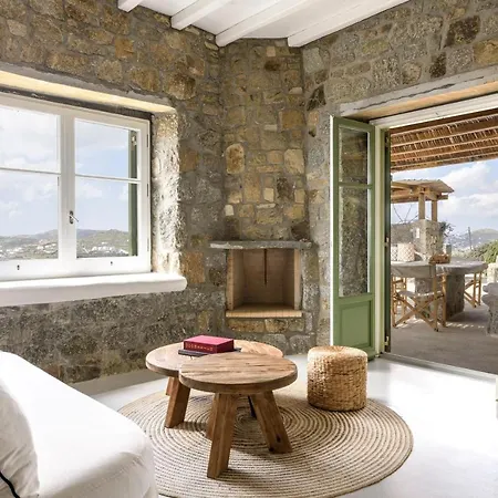 Aquadise Seaview Pool - Three Bedrooms *